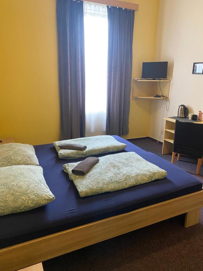 Penzion Lara Ceske Budejovice Exterior foto